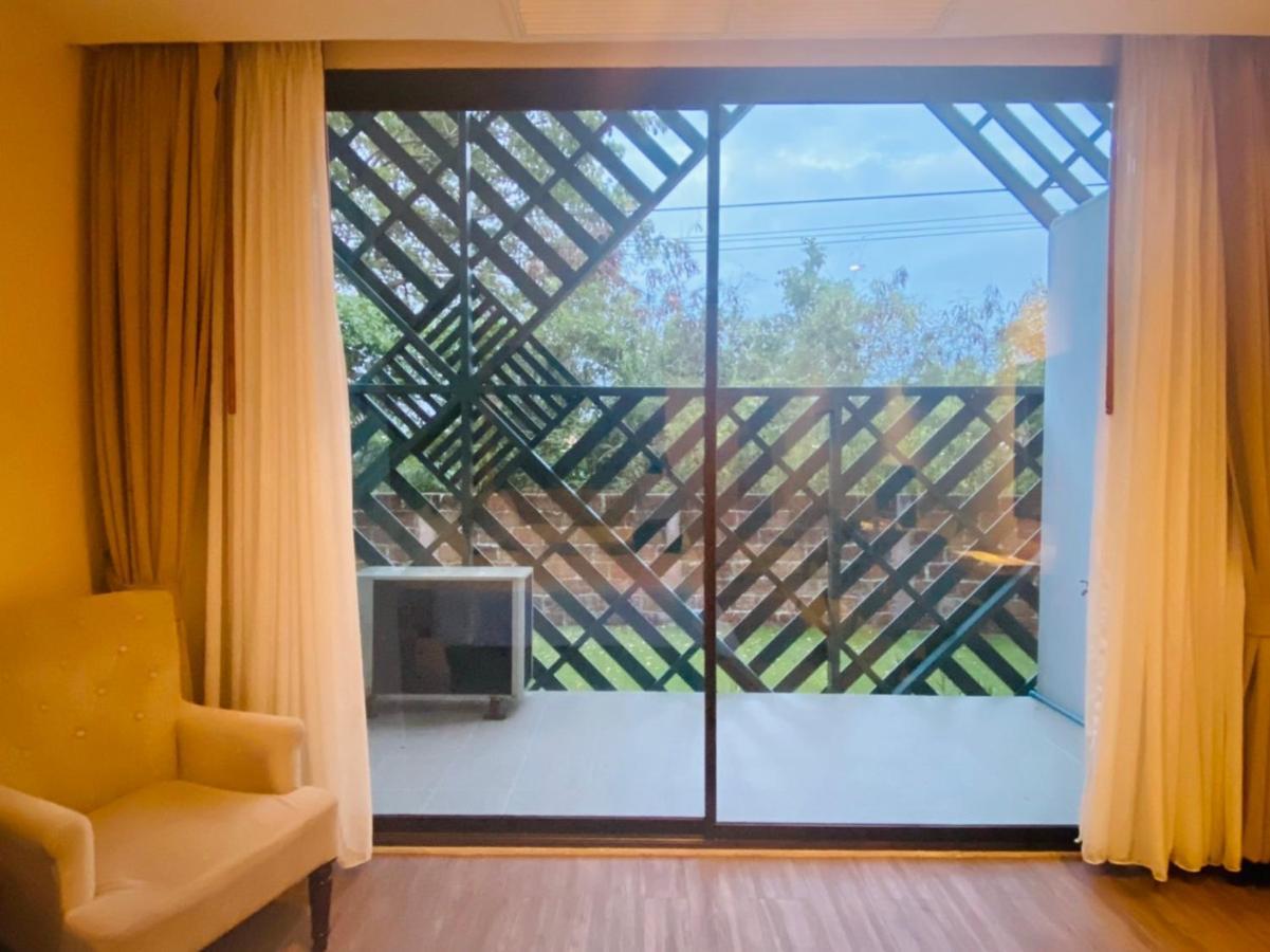 Rimkhobfa Urban Resort Samut Prakan Exteriér fotografie